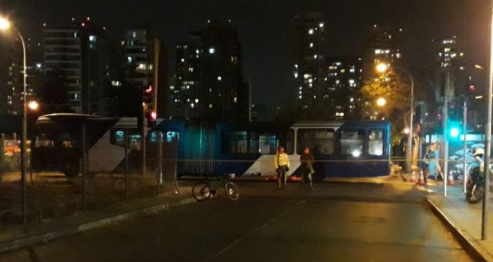 Tragedia: hermanas de 18 y 7 años murieron tras ser arrolladas por bus del Transantiago