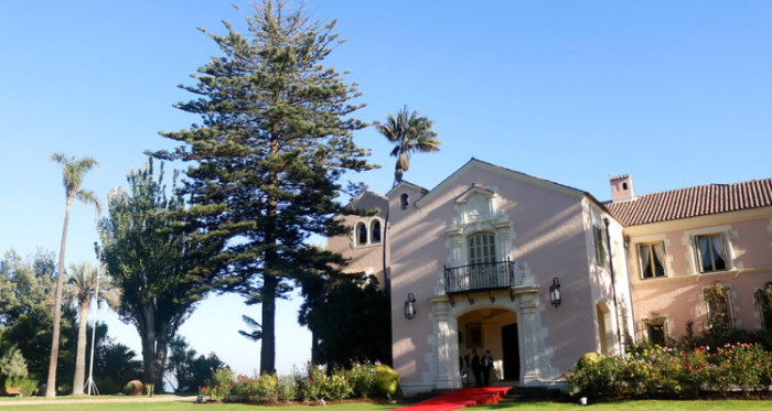 ¿Y la austeridad? Compra de TV de $8,8 millones para Cerro Castillo desata nueva polémica