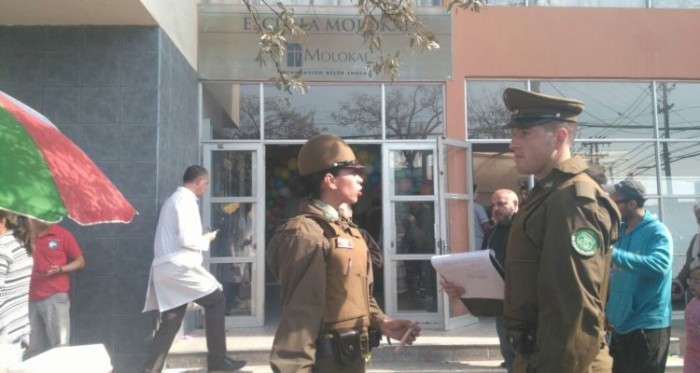 Chofer de furgón escolar fue baleado en colegio de Cerro Navia: todo por un malentendido