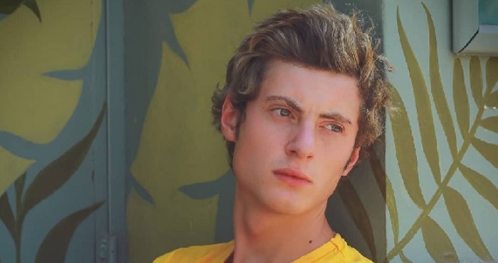 Benjamín Tamargo: el joven que representará a Chile en certamen de belleza