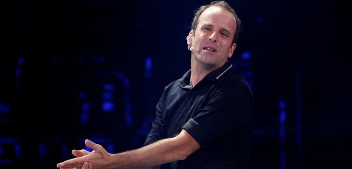 Stefan Kramer salió en defensa de Yerko Puchento tras sus polémicas rutinas en Vértigo