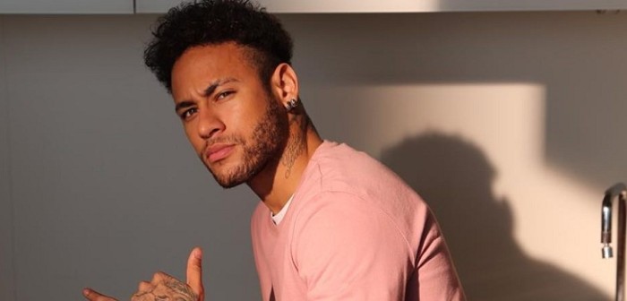 Recrean casa donde creció Neymar: él la visitó y se emocionó hasta las lágrimas