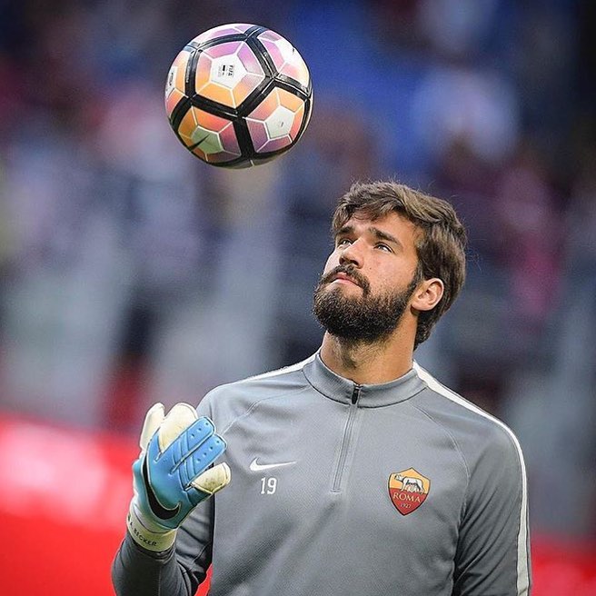 Alissonbecker | Instagram