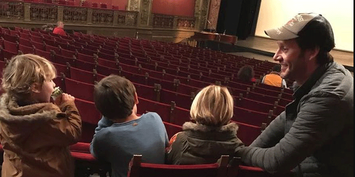 El tierno video con el que Benjamín Vicuña celebró los 6 años de su hijo Beltrán