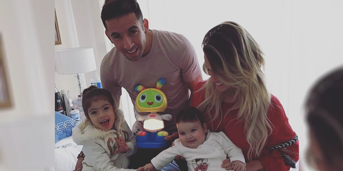 Con hermosa foto familiar Gala se despide de Mauricio Isla: 