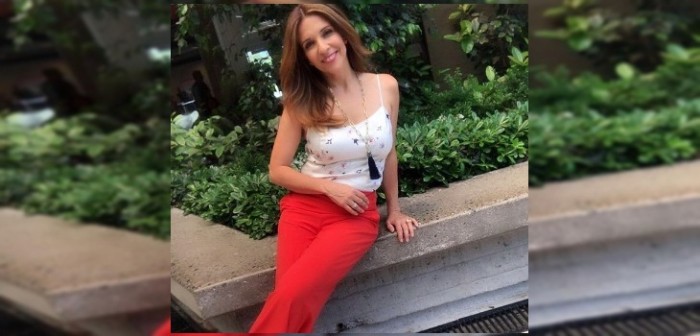 El sencillo tip de Karla Constant para tapar raíces de su pelo que seguidoras agradecieron