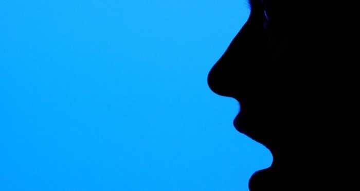 Durante control policial: aliento a látex delató a joven que portaba ovoides con cocaína