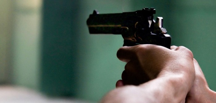 Por error: padre mató de un disparo a su hijo a la salida de la escuela en Sudáfrica