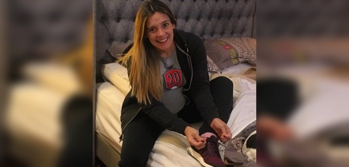 Camila López muestra avanzado estado de embarazo con video tutorial en redes