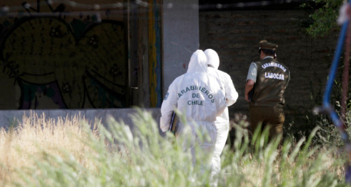 Hallan cadáver en pozo séptico en el Maule: su hermano habría cometido el crimen