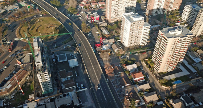 Anhelan un mejor pasar: las historias tras el proyecto de viviendas sociales en Las Condes