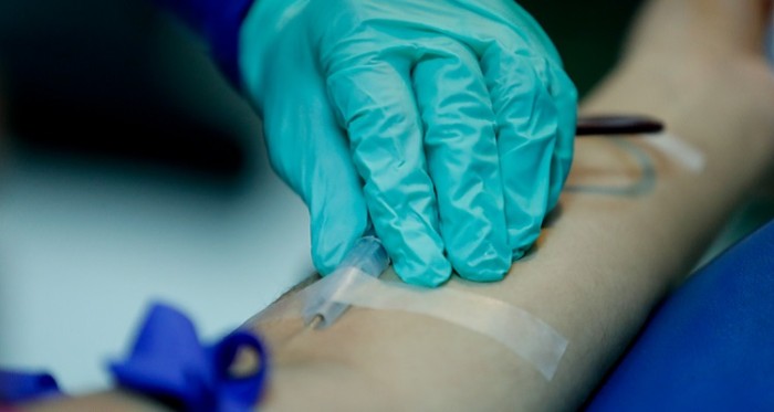 Justicia acoge recurso contra familia que rechazó transfusión de sangre por su religión