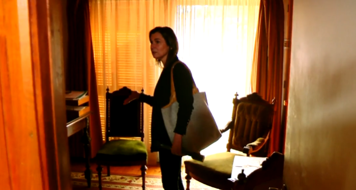 Para no creer: obispo sorprendió a equipo de Informe Especial tras escapar por la ventana