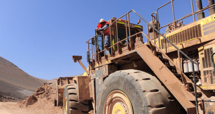 Tres mineros sufrieron las consecuencias de hacer el Kiki Challenge: fueron despedidos