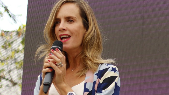 ¿Competirá con Pasapalabra? Canal 13 alista programa de concursos a cargo de Diana Bolocco