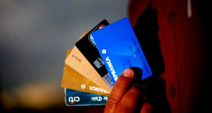 Casi mil víctimas: filtran nuevos datos de tarjetas de crédito de clientes chilenos