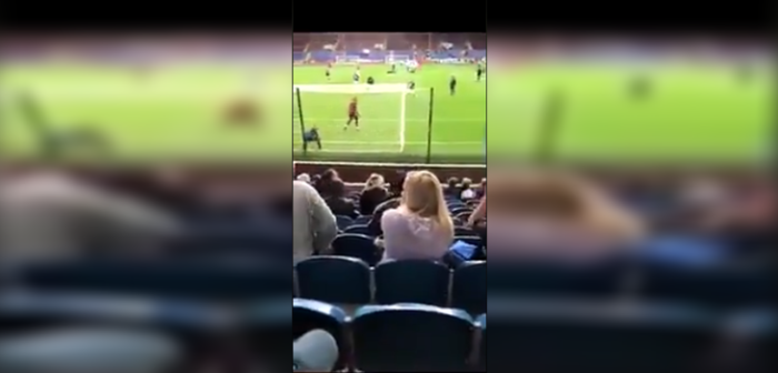 Fanática sufrió en el estadio pero no por el resultado: recibió duro pelotazo en el rostro