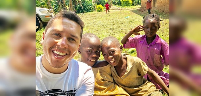 ¿Real voluntariado o turismo social? Fotos de Karol en África armaron debate en redes