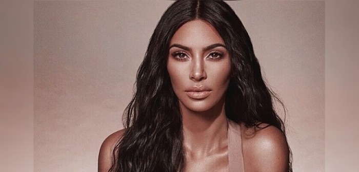 Kim Kardashian posó con 'espeluznante' collar que muy pocos se atreverían a usar