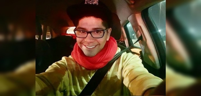 Reinventándose: Edmundo Varas apostó por emprender y se instaló con una barbería