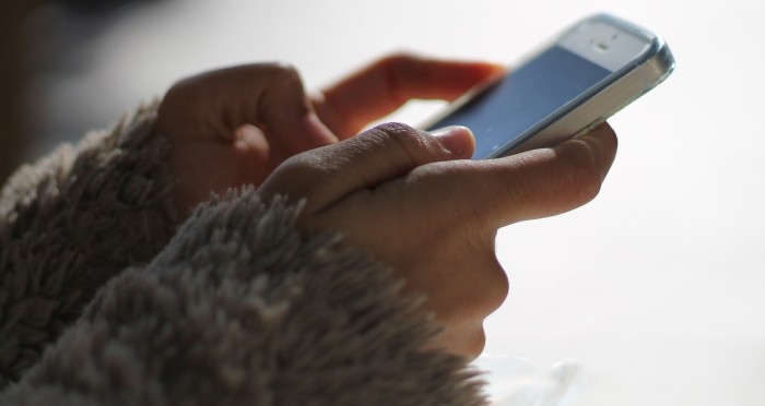 Descubren a profesora que enviaba mensajes inapropiados a menor de 13 años en Argentina