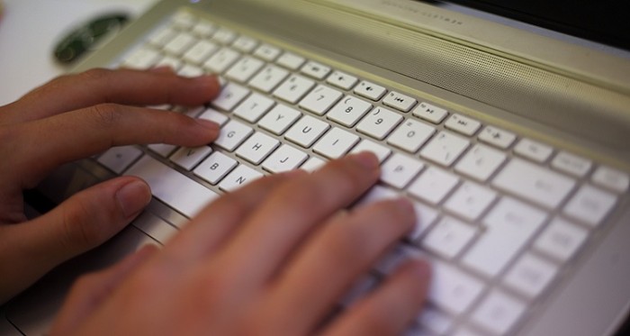 Anuncian extensión de banda ancha móvil para Becas TIC 2019: durará cuatro meses más