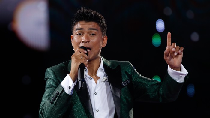 Malas noticias para Américo: exmúsico de su banda le ganó millonaria demanda laboral