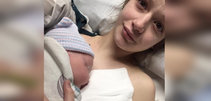 Por culpa de un beso: la advertencia de una madre cuya bebé murió a los 8 días de vida