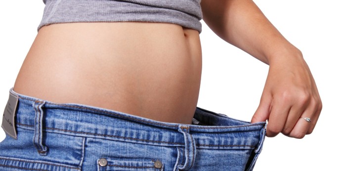 ¿Bajar de talla o de peso? Estudio aclara eterna duda de quienes buscan ponerse en forma