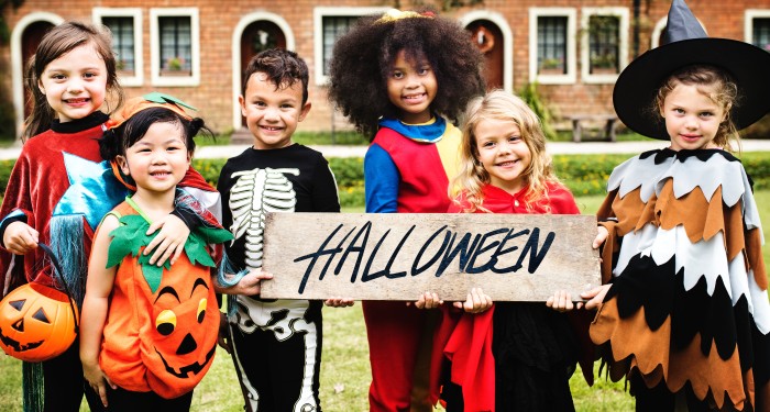 4 ideas para disfrutar Halloween con lo más pequeños sin salir de casa