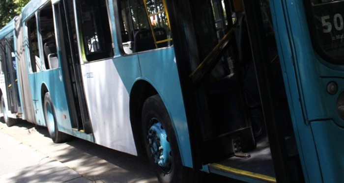 Joven seguía a hombres que le robaron y terminó muriendo atropellado por Transantiago