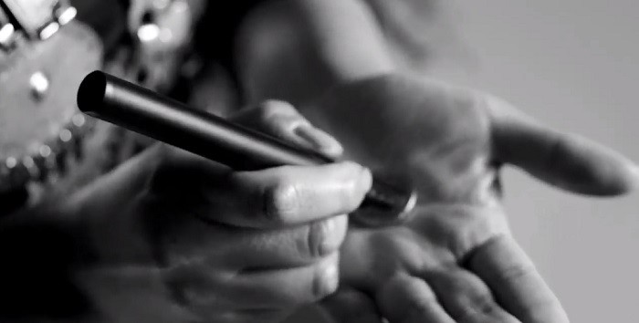 Nuevas monedas de 100 pesos rayadas: la protesta contra la persecución al pueblo Mapuche