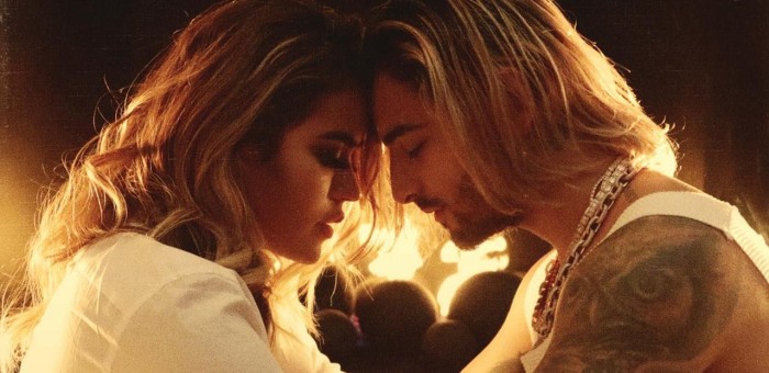 Karol G y Maluma derrochan sensualidad en videoclip de su nuevo hit 