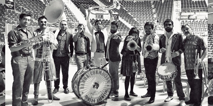 El cartel con el que Banda Conmoción 