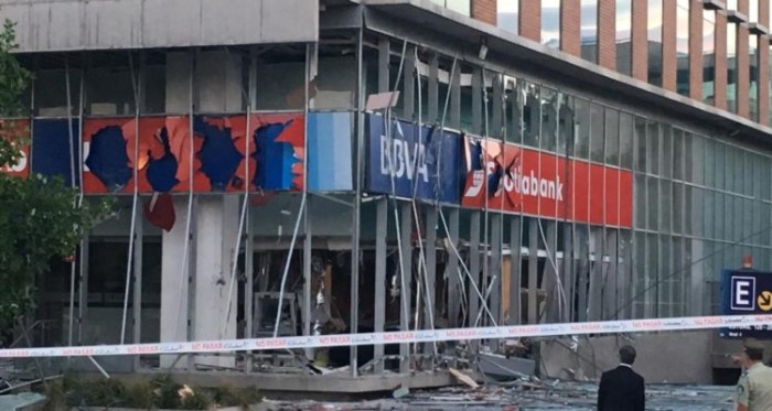 Fuerte explosión asustó a residentes de Las Condes: robaron cajero automático