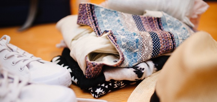 El chaleco que has visto en todas las ferias artesanales y que ahora marca tendencia