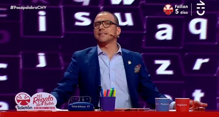 Lo toma con humor: Julián Elfenbein lanzó broma sobre su afección cardíaca en Pasapalabra