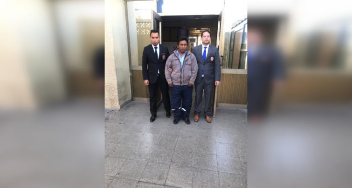 Hombre intentó ingresar a Chile con menor de edad no autorizada: aseguró relación amorosa