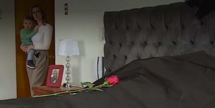 ¿Quién está bajo la sábana? Televidentes lanzan teoría sobre muerte en Verdades Ocultas