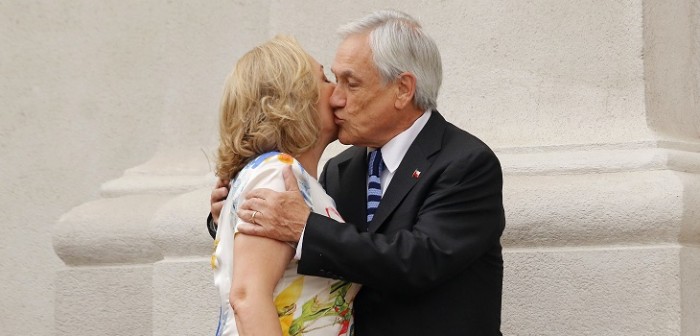 Piñera celebró 45 años de matrimonio pero con un cuestionado gesto: Morel se lo tomó con humor