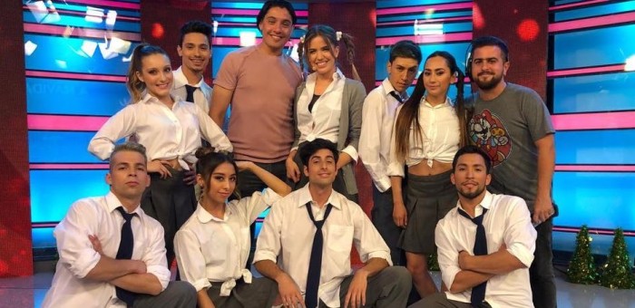 Millaray Viera se lució en Mucho Gusto bailando 'Baby one more time' de Britney Spears