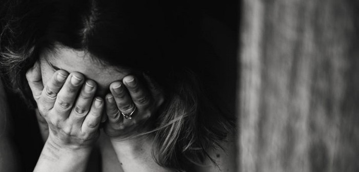 ¿Otra manada? Adolescente fue drogada y violada por 5 