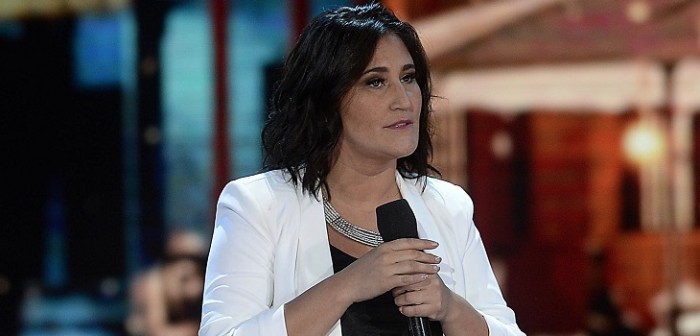 Tras exitosa rutina en el Festival de Olmué:  Belén Mora aclara su futuro en 'Morandé con Compañía'