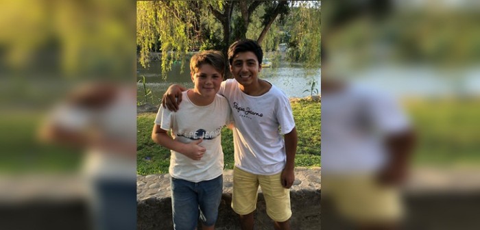 Dueño de 'Chimuelo' y el 'Tarro' logran épico crossover en Instagram y causan furor entre seguidores