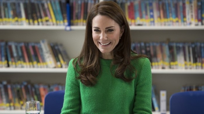 Kate Middleton sacó aplausos tras modelar vestido rosado y zapatos brillantes dignos de Cenicienta