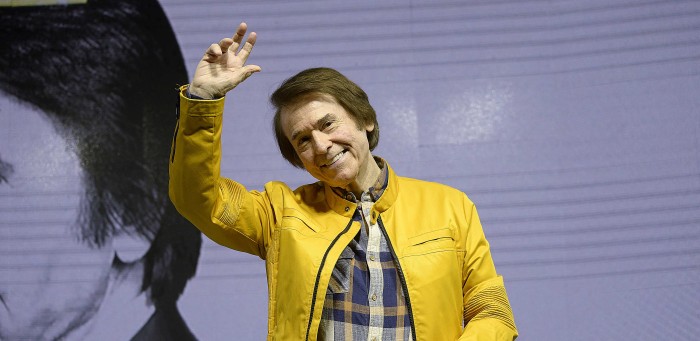 ¿Esta será tu gran noche? Prueba si sabes todo de la carrera y de la vida de Raphael