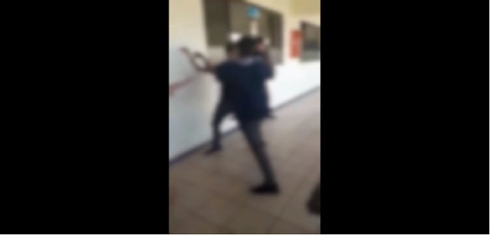 El Bosque: viralizan video de brutal golpiza en establecimiento escolar