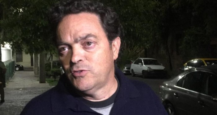 Felipe Izquierdo sufrió el sexto robo de su casa en la última semana: vecino grabó a los ladrones