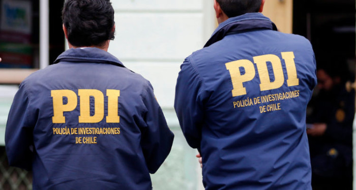 Hombre disparó en vía pública a sujeto que caminaba con su expareja: víctima murió en el hospital