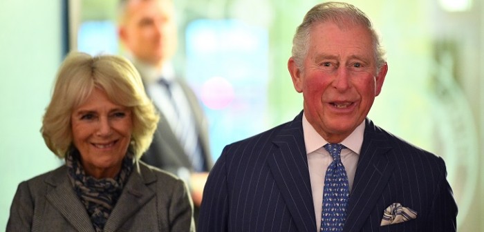 Príncipe Carlos sorprende con impecable estado físico a sus 70 años: fue capturado en traje de baño